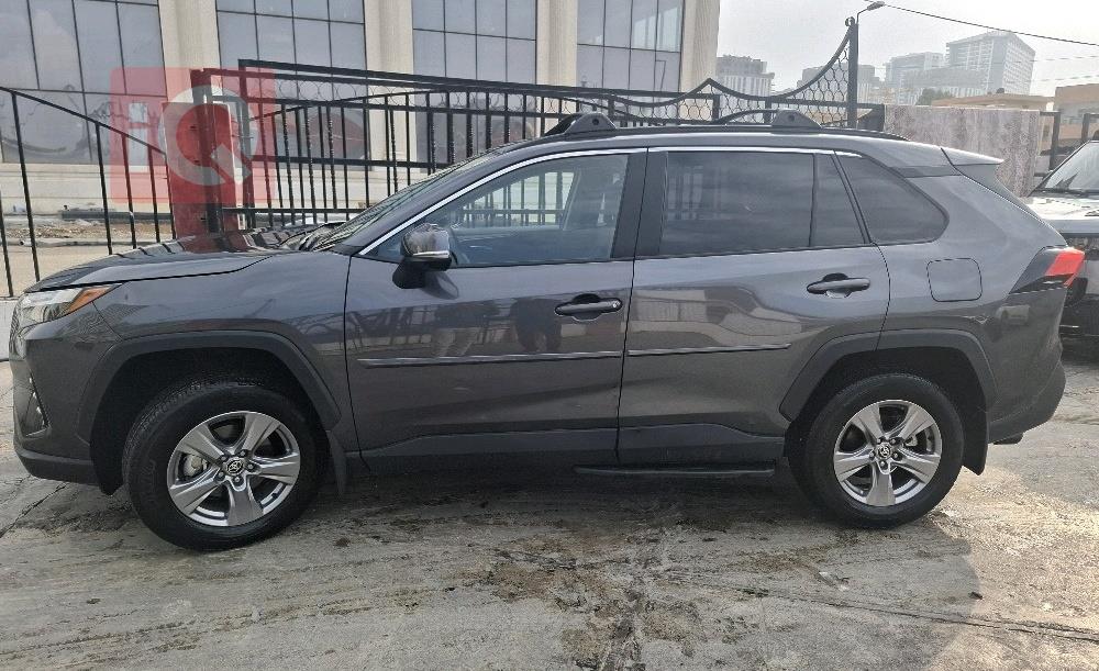 تۆیۆتا ڕاڤ 4